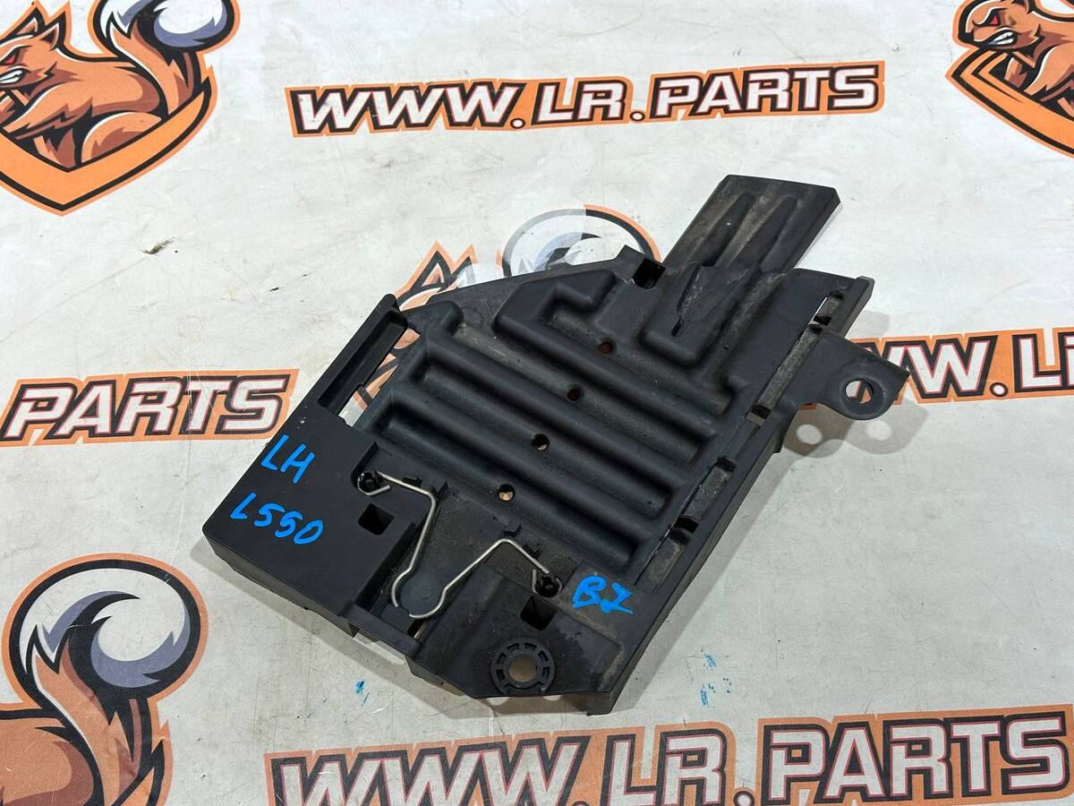LR066965 Headlight mounting bracket left (platform) Land Rover Discovery Sport L550 (2015-) Used